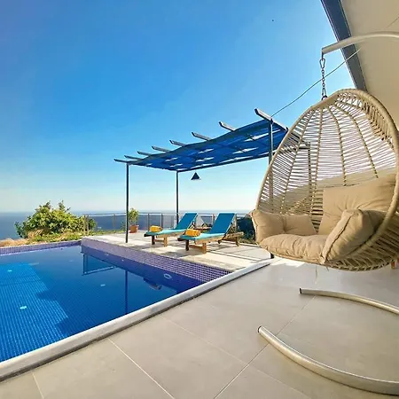Hotel Deniz Manzarali Balayi Villasi 2~ 4*
